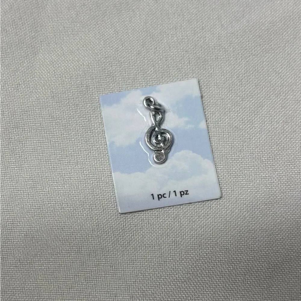 2 New Music Halcraft Charm Gallery Pendant Jewelry Making Charms